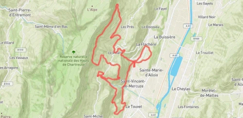 Trail rouge de la grande cascade